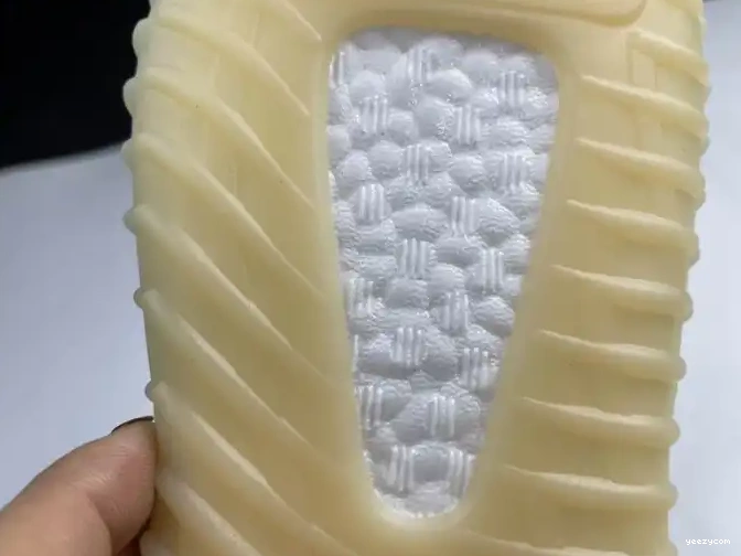 ADIDAS 350 V2 GY3438 BOOST YEEZY 0612
